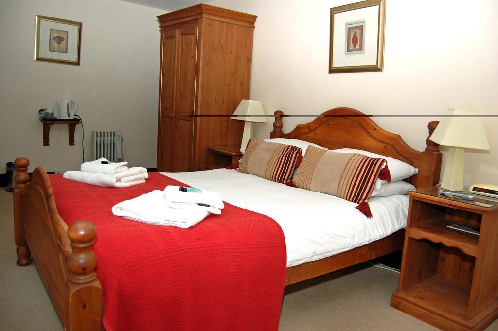 Old Post Office Hotel Shrewsbury Bagian luar foto