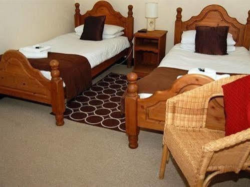 Old Post Office Hotel Shrewsbury Bagian luar foto